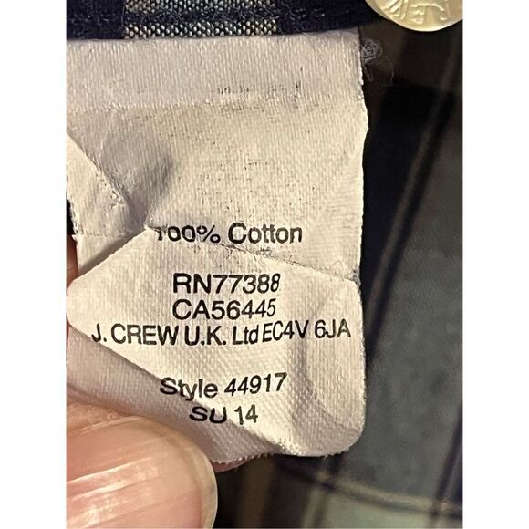 J. Crew Men’s Slim Fit Medium Long Sleeve Button Up Shirt (2618) - Picture 4 of 5